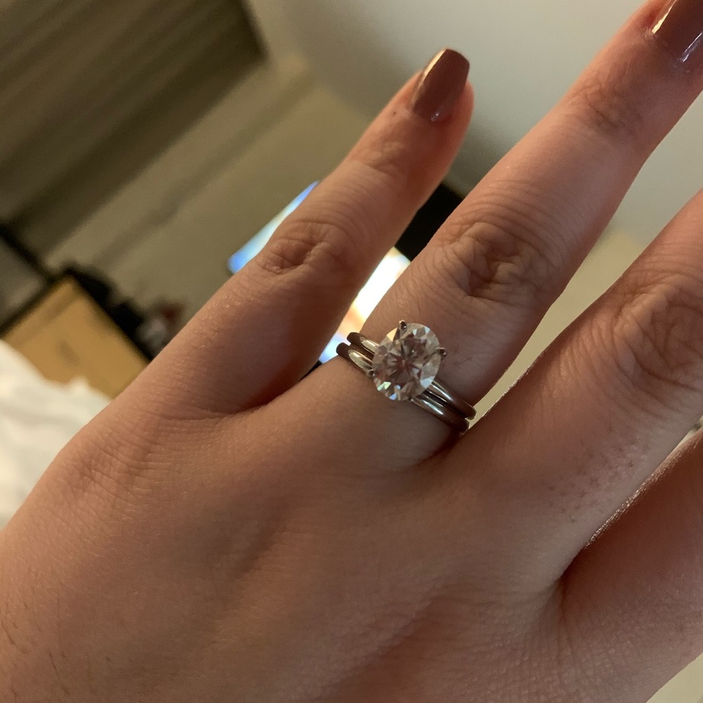 3 CT Moissanite Ring, size 10 - Picture 5 of 5